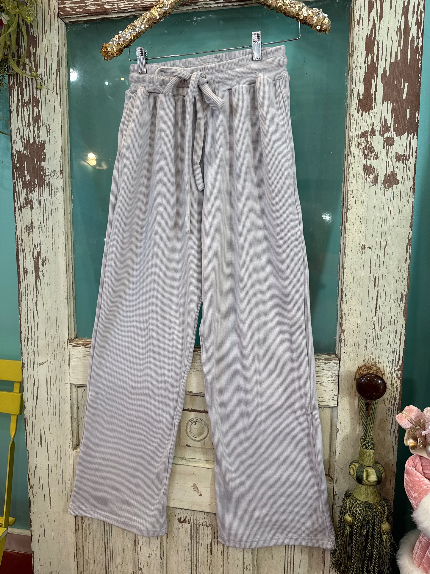 LuLu MAC Grey Waffle Pants