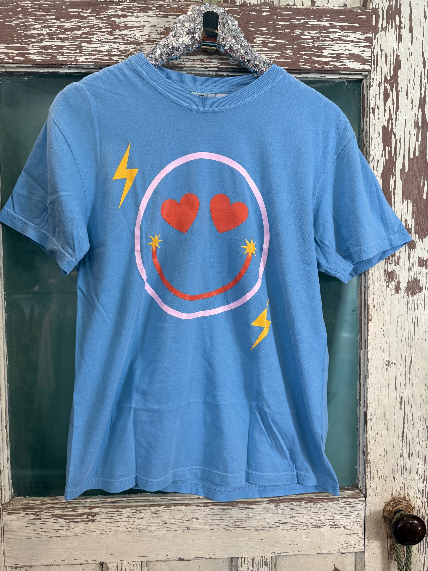 Love Never Fails TEE SHIRT