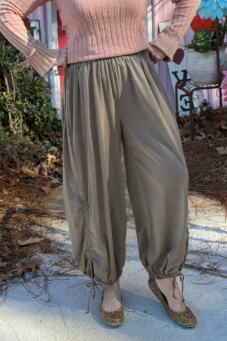 Delta Dawn Pants