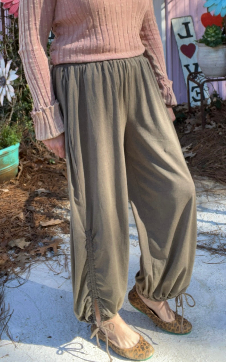 Delta Dawn Pants