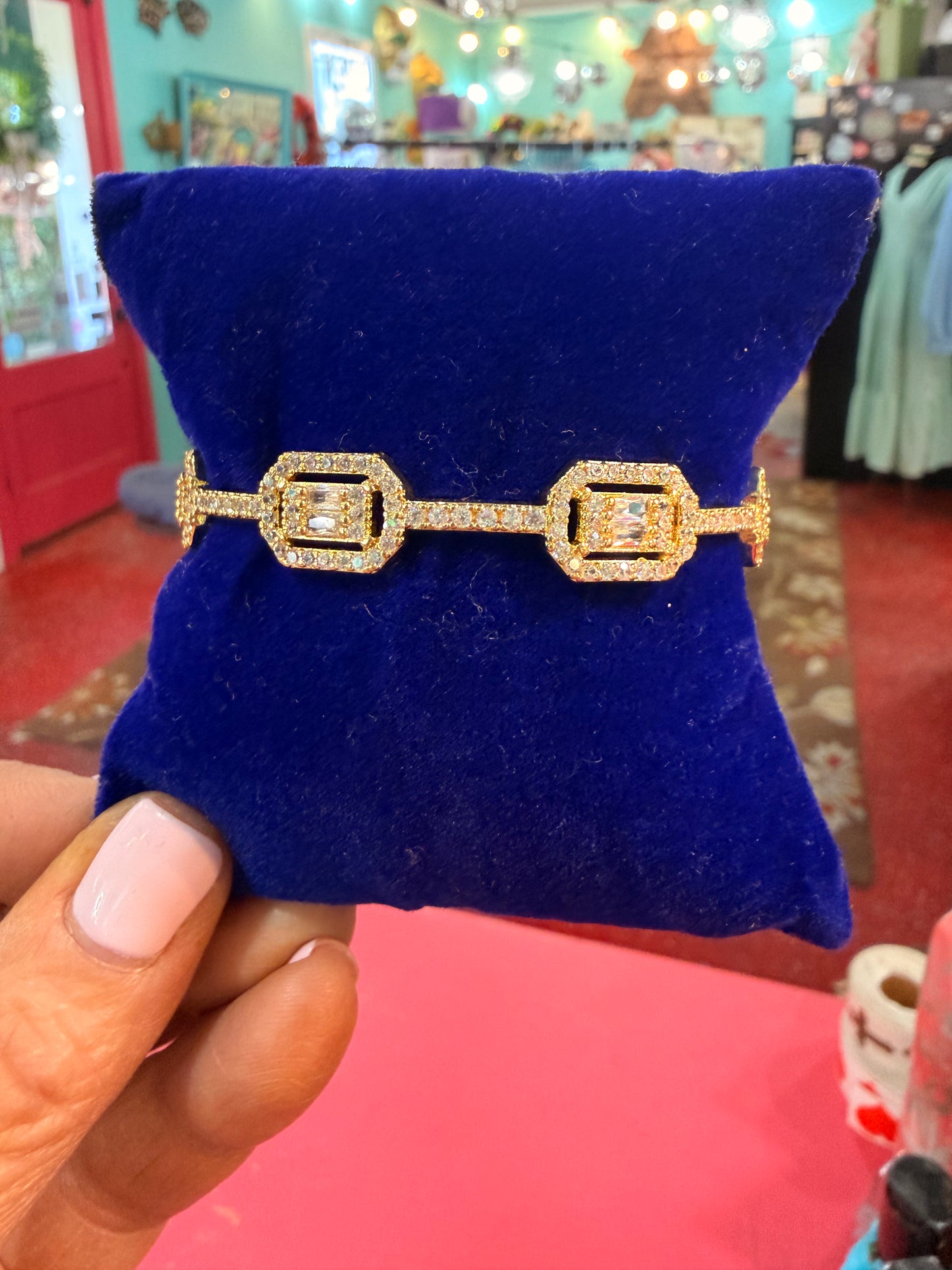Cove Cuff