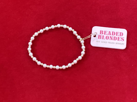 Luci Pearl in Gold Bracelet
