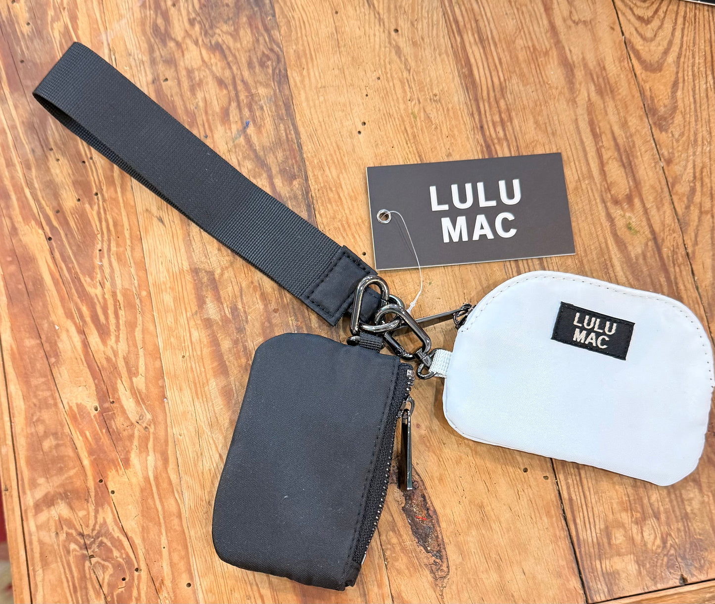 LuLu Mac Double Pouch in White/Black