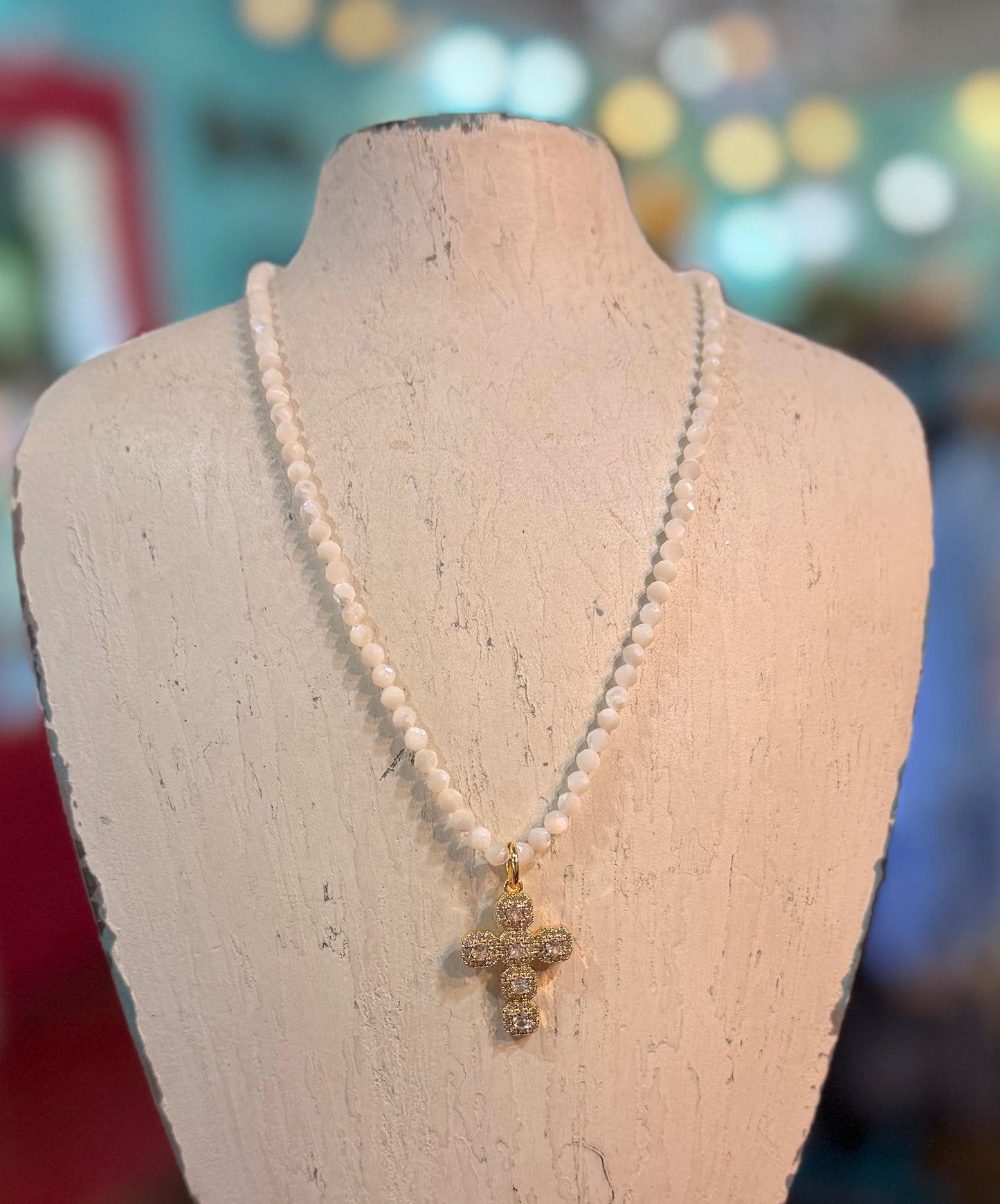 Ellery Necklace in Ivory