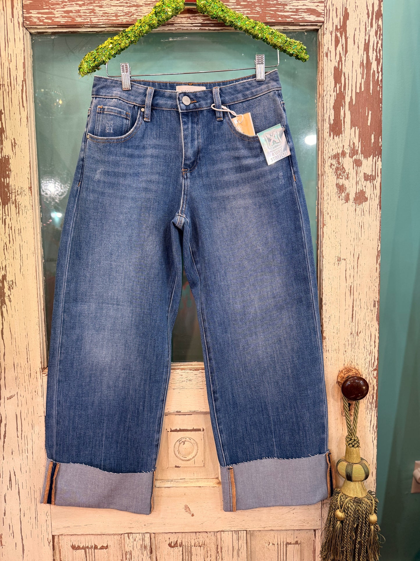 Jennings Mid Rise Cropped Jeans with Cuffed Hem