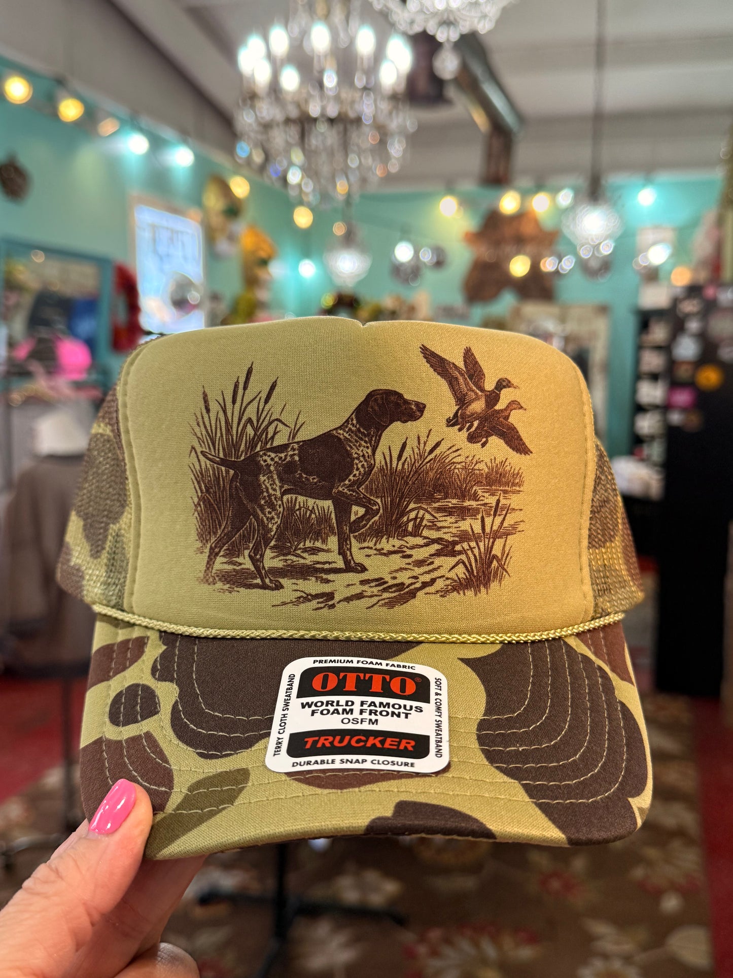 Camo Duck Hunting Pointer Trucker Hat