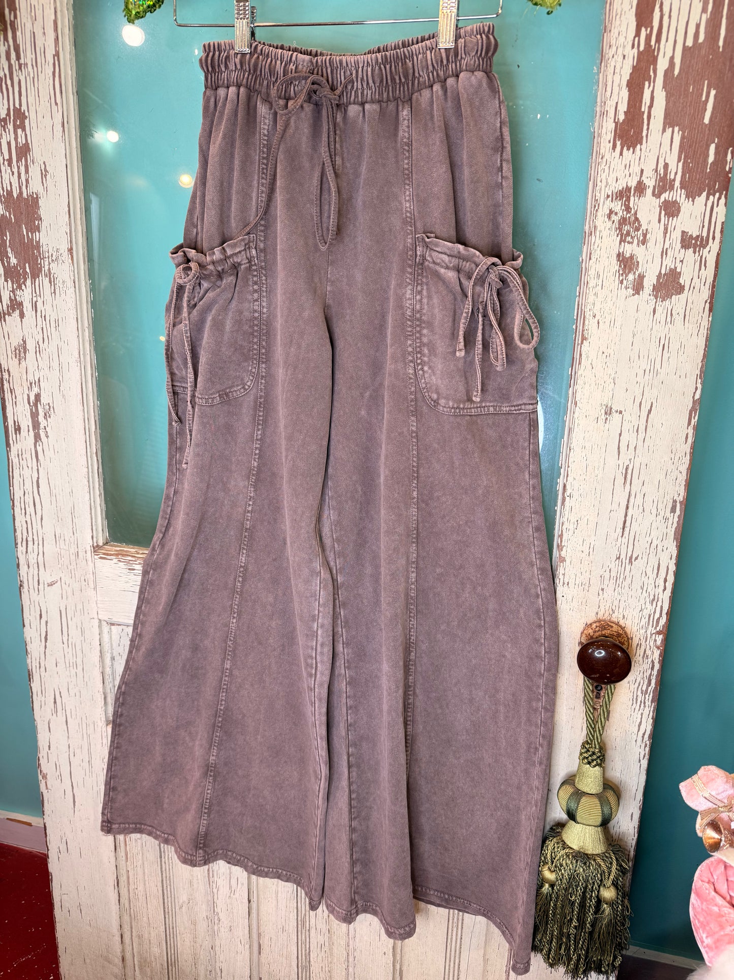 The Mabel Knit Pants in Expresso