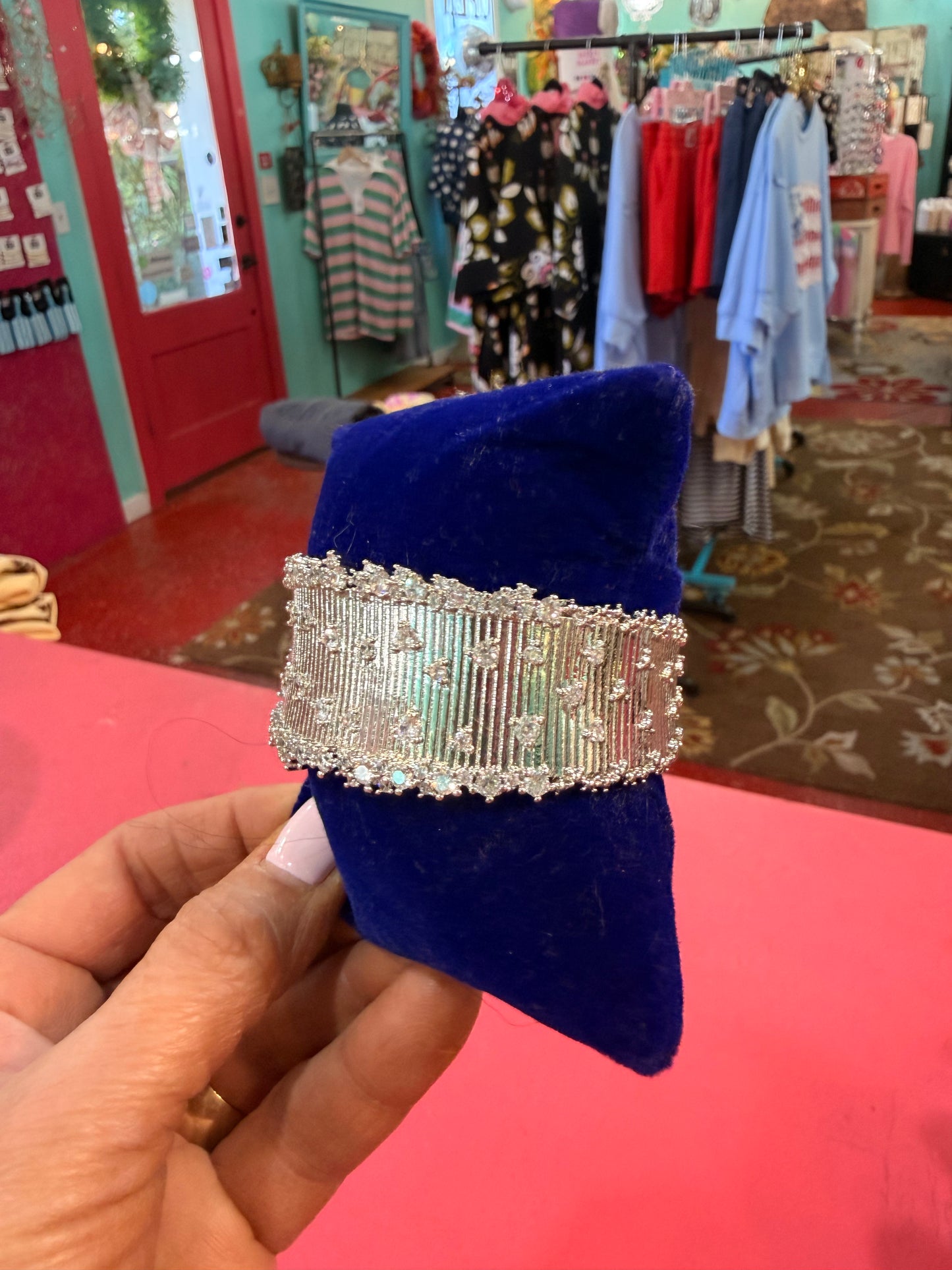 Thames Cuff